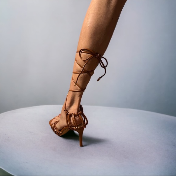 NIB Azalea Wang - Picture 7 of 11